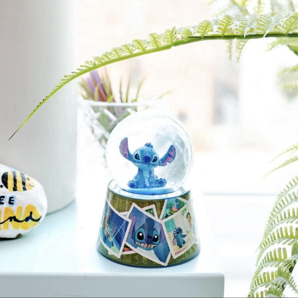 Disney Lilo & Stitch Vintage Photos Mini Light-Up Snow Globe-Collectible-NEW